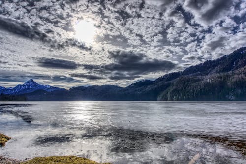 Gratis stockfoto met bank, bergen, bevroren