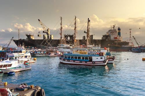Послуги для морського та річкового транспорту на Гіді