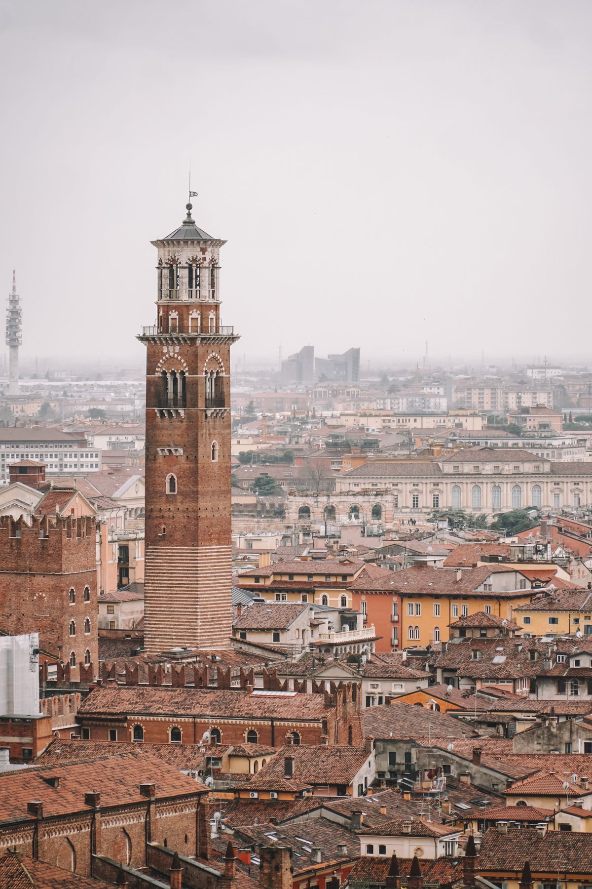 Verona - Torre dei Lamberti și panorama orașului de la înălțime