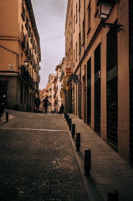 La Latina en Madrid: el barrio bonito que puede no dejarte dormir