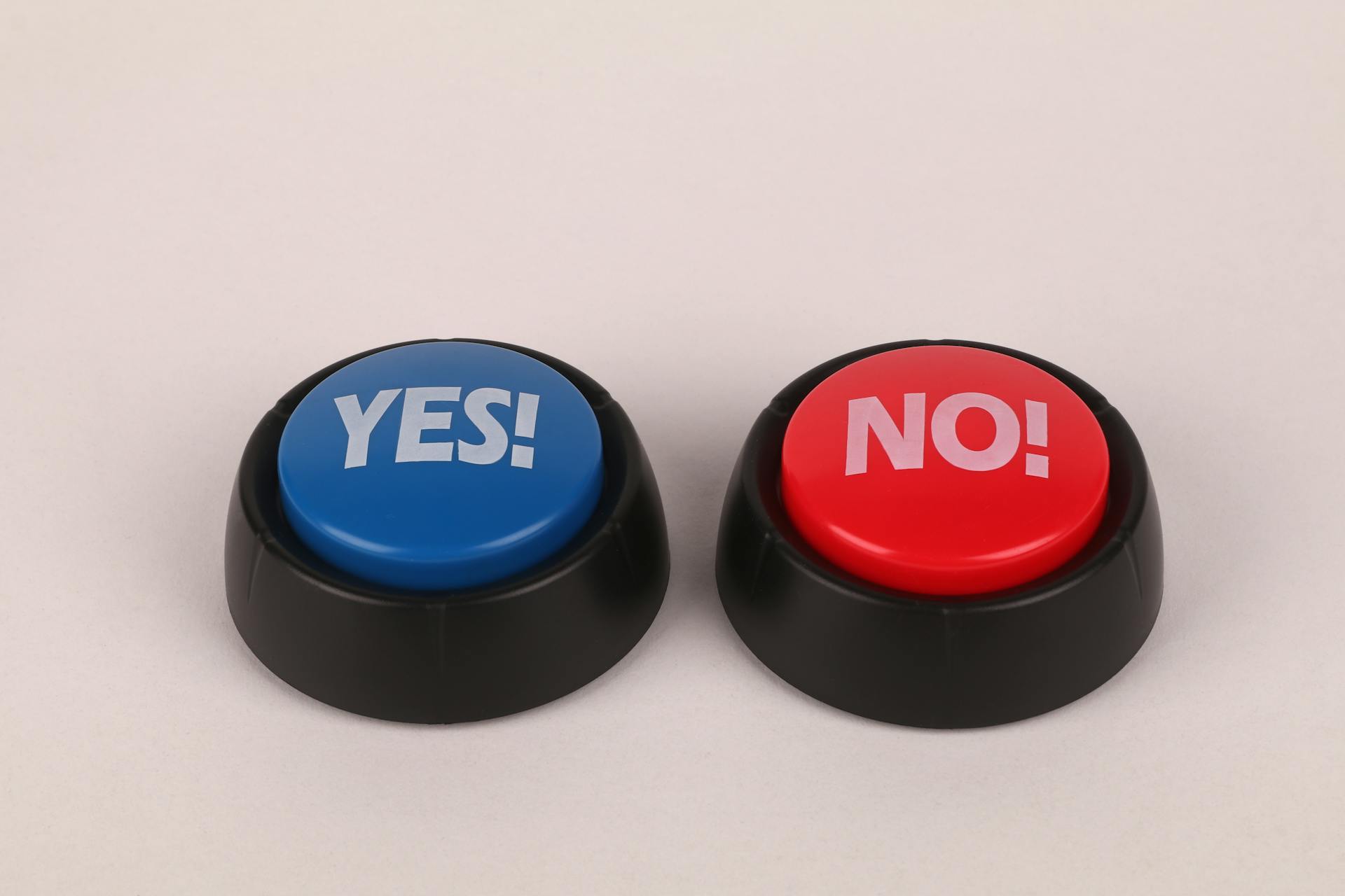 A Blue "Yes" Button and a Red "No" Button