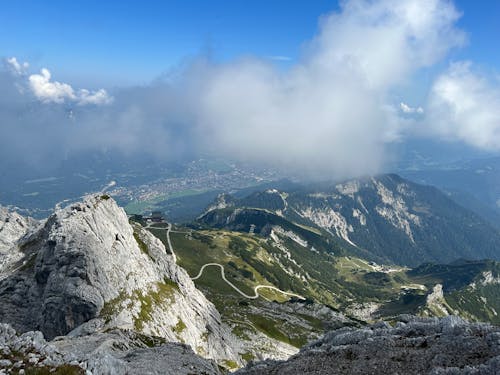 Immagine gratuita di catena montuosa, cima della montagna, montagne