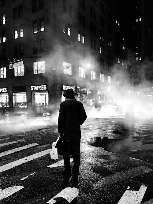 Základová fotografie zdarma na téma černobílý, chůze, města