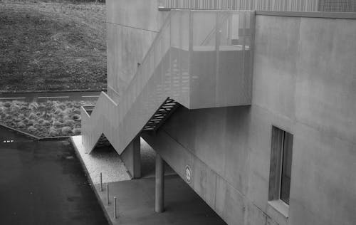 Kostenloses Stock Foto zu gebäude außen, mauer, moderne architektur