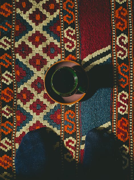 Discover Custom Moroccan Rugs Delivered to the UK for Your Home