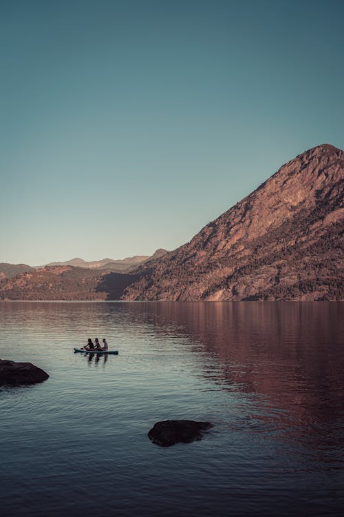 Fotobanka s bezplatnými fotkami na tému cestovať, horizont, hory