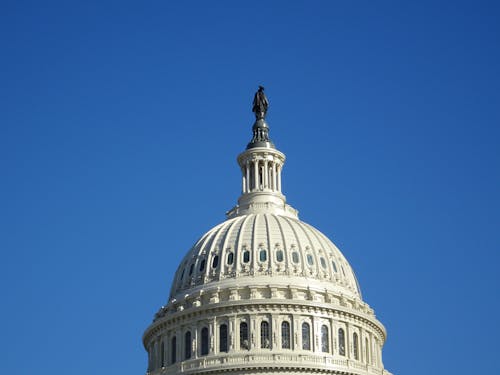 Kostnadsfri bild av Capitol, klar himmel, kupol