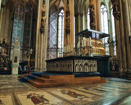 Inside the Kölner Dom (Cologne's Cathedral) 3