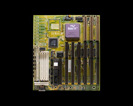Old motherboard featuring an Intel i486 processor, showcasing retro computer technology.
