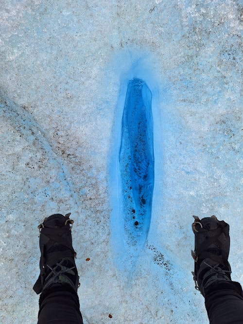 Fotobanka s bezplatnými fotkami na tému chladný, človek, diera