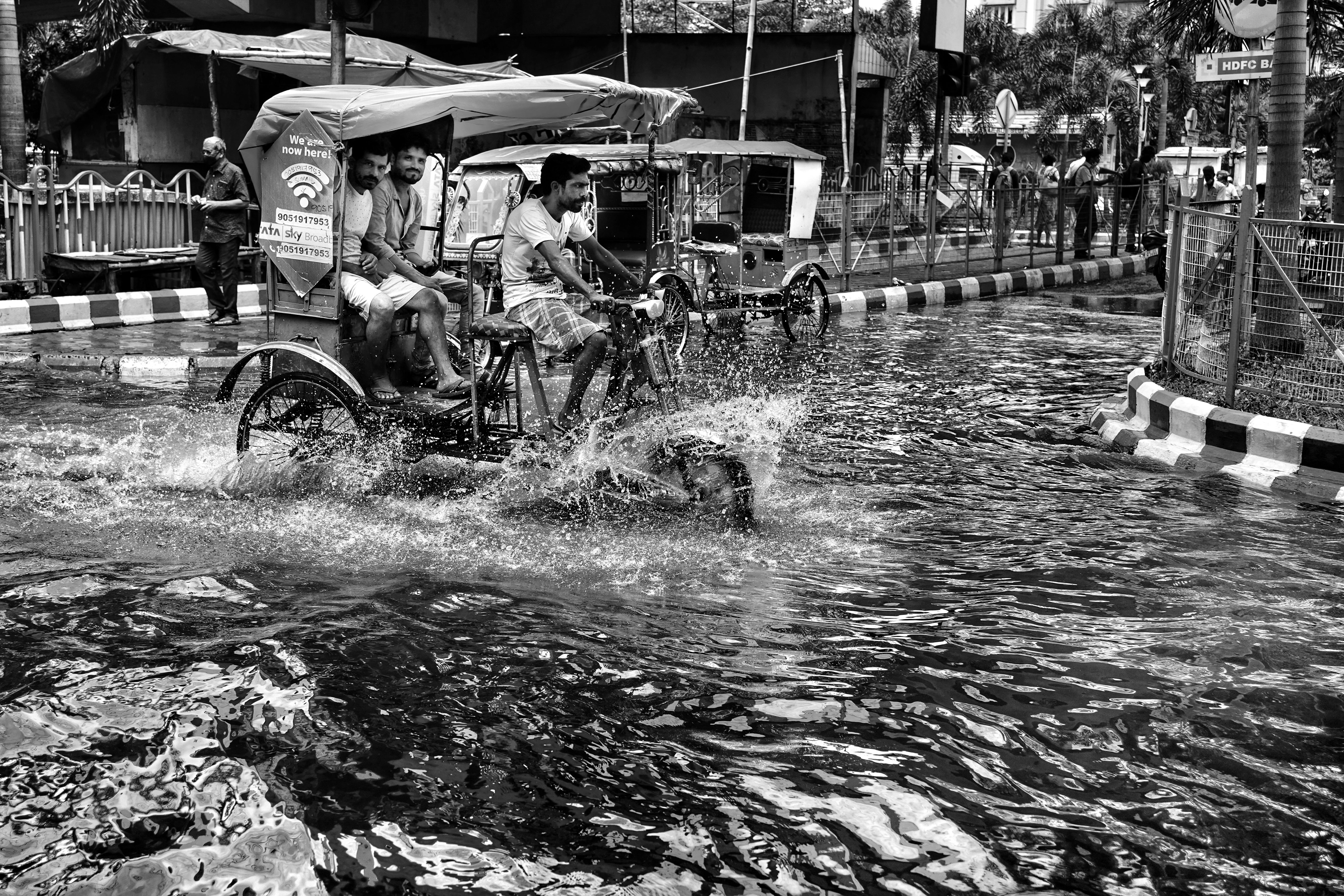 Featured image for the article: Centre reviews Gurugram Metro project as rain disrupts traffic