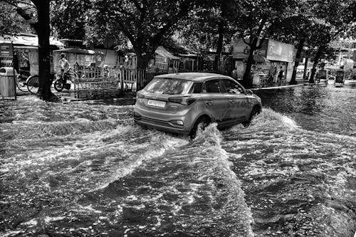 Základová fotografie zdarma na téma auto, během dne, bouře