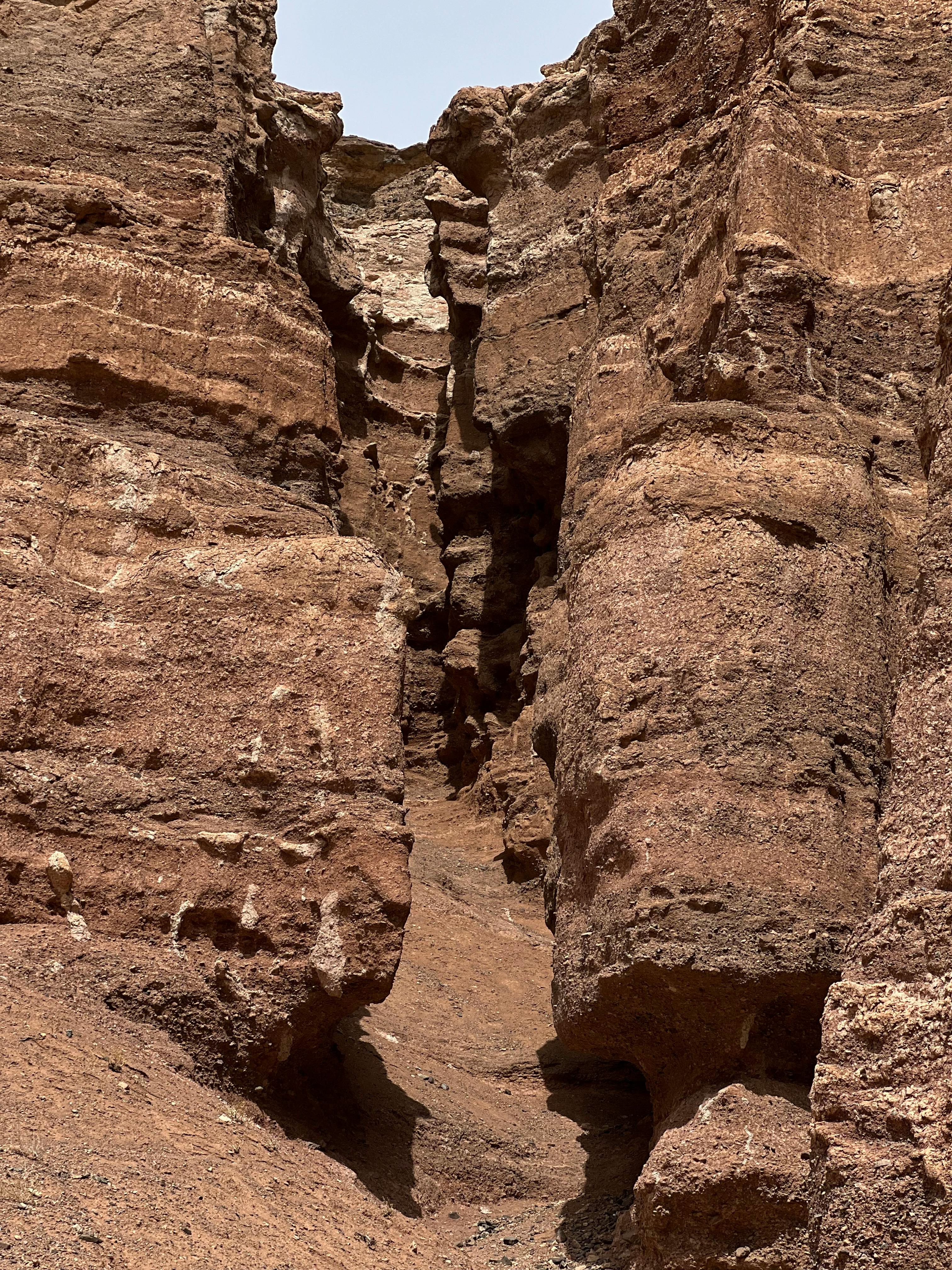 Barren Rocks in Canyon · Free Stock Photo