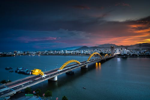 Vue Aérienne De La Ville à L'aube