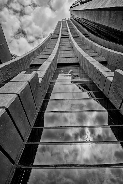 Foto profissional grátis de aparência, arquitetura contemporânea, arranha-céu