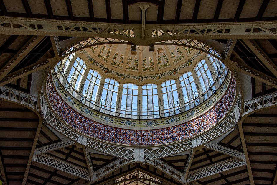 De koepel van Mercado Central in Valencia