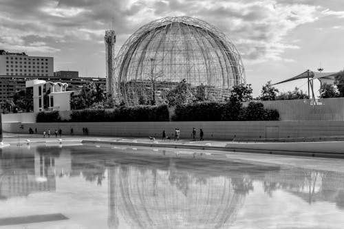 Fotos de stock gratuitas de arquitectura moderna, blanco y negro, ciudad