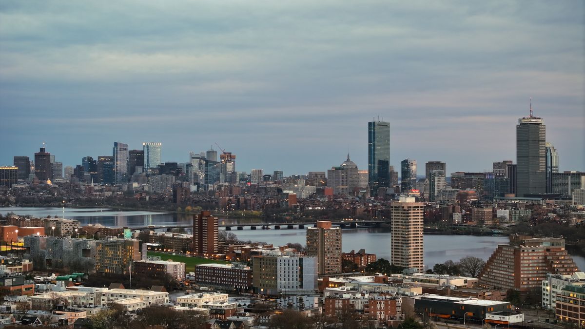 How to Enter Family Giveaways in Boston, Massachusetts Without Scams