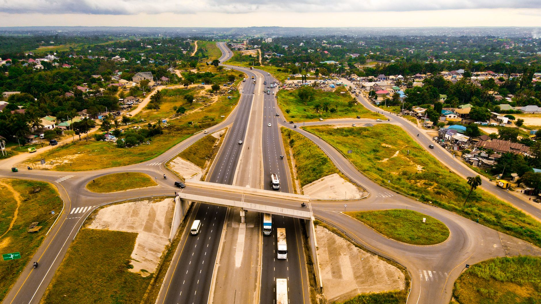 Contract de 96 milioane lei pentru modernizarea drumurilor în Șimleu