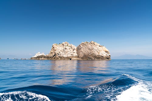Free White Islet Surrounded by Sea Water Stock Photo