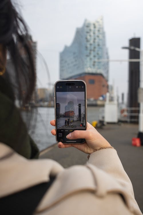 Δωρεάν στοκ φωτογραφιών με elbphilharmonie, smartphone, Αμβούργο