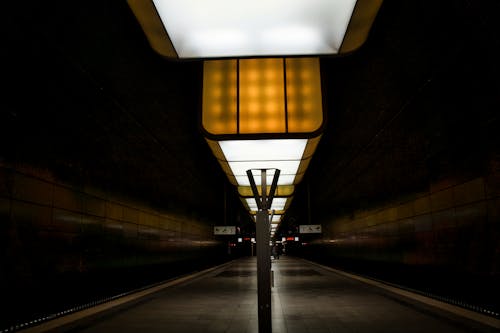 u반 역, 가벼운, 거리의 무료 스톡 사진