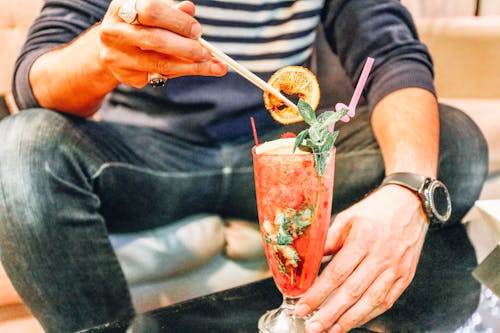 Základová fotografie zdarma na téma alkoholický nápoj, džus, koktejlové sklenice