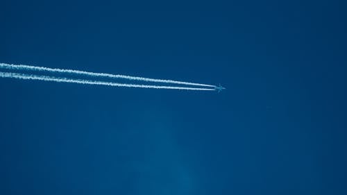 Ingyenes stockfotó ég, jármű, kondenzcsíkok témában