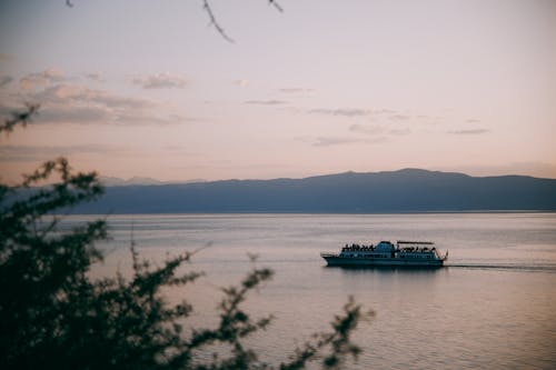 晚間, 渡船, 湖 的 免費圖庫相片