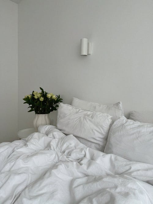 Gratis stockfoto met appartement, architectuur, bed