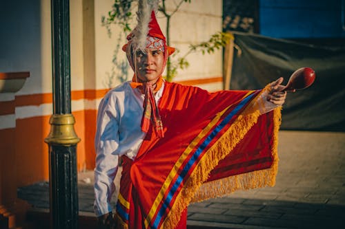 Foto d'estoc gratuïta de actuació, ballarina, ballarina de quetzal