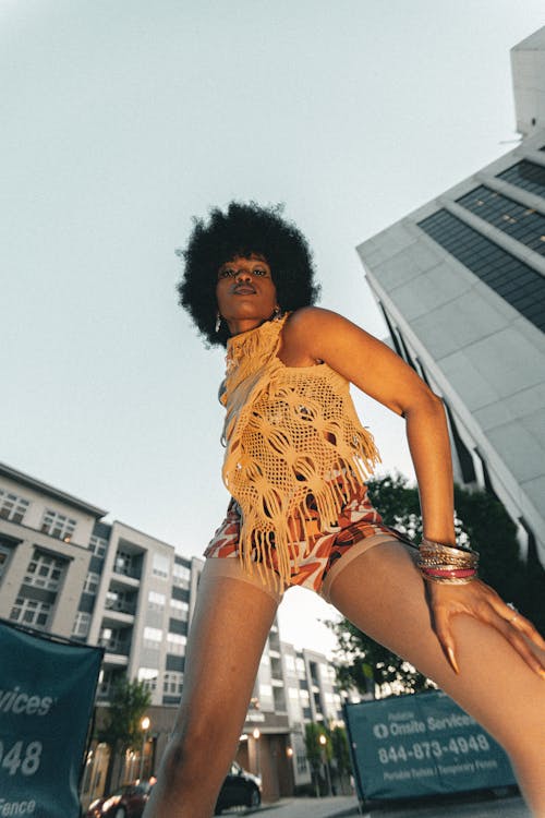 açık hava, Afrikalı Amerikalı, Afrikalı kadın içeren Ücretsiz stok fotoğraf