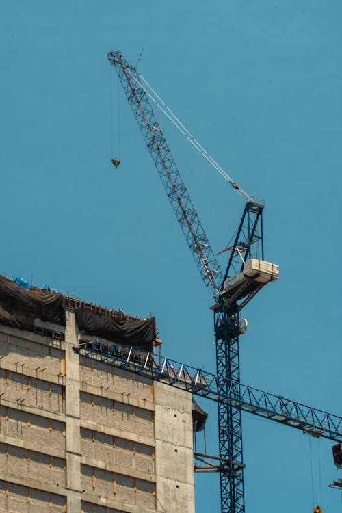 Immagine gratuita di cielo sereno, città, edificio