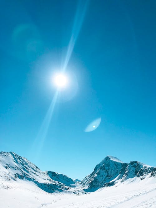 Ilmainen kuvapankkikuva tunnisteilla Alpit, aurinko, Norja