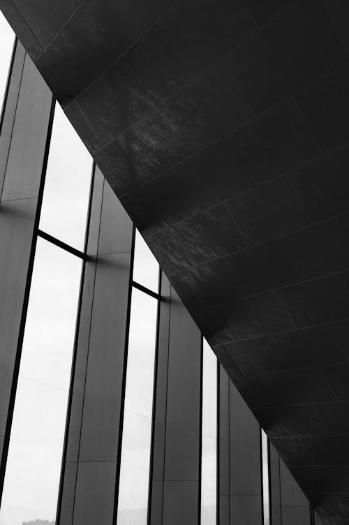 Fotos de stock gratuitas de arquitectura, blanco y negro, buena vibra solamente