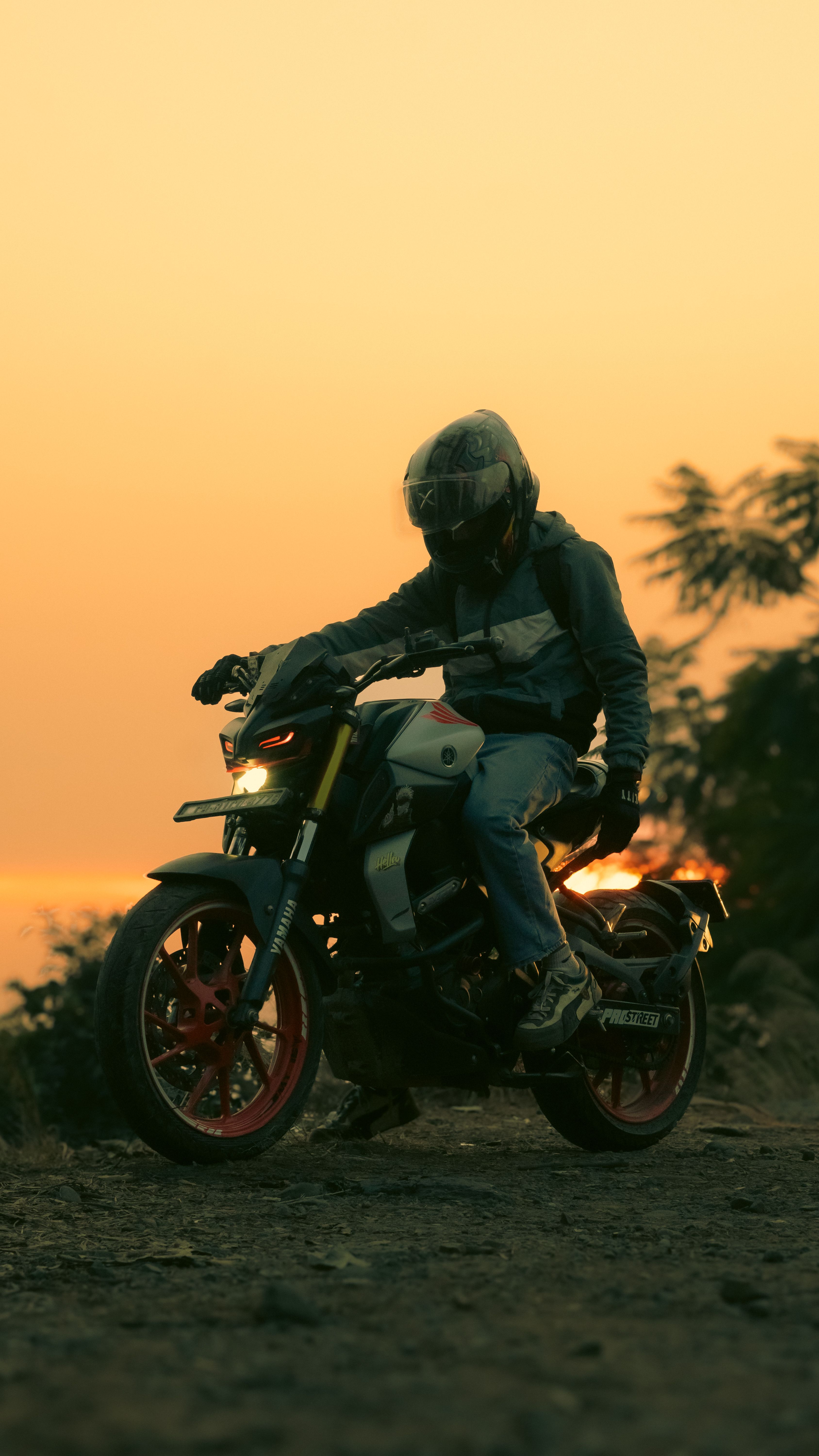 Biker on Yamaha MT-15 at Sunset · Free Stock Photo
