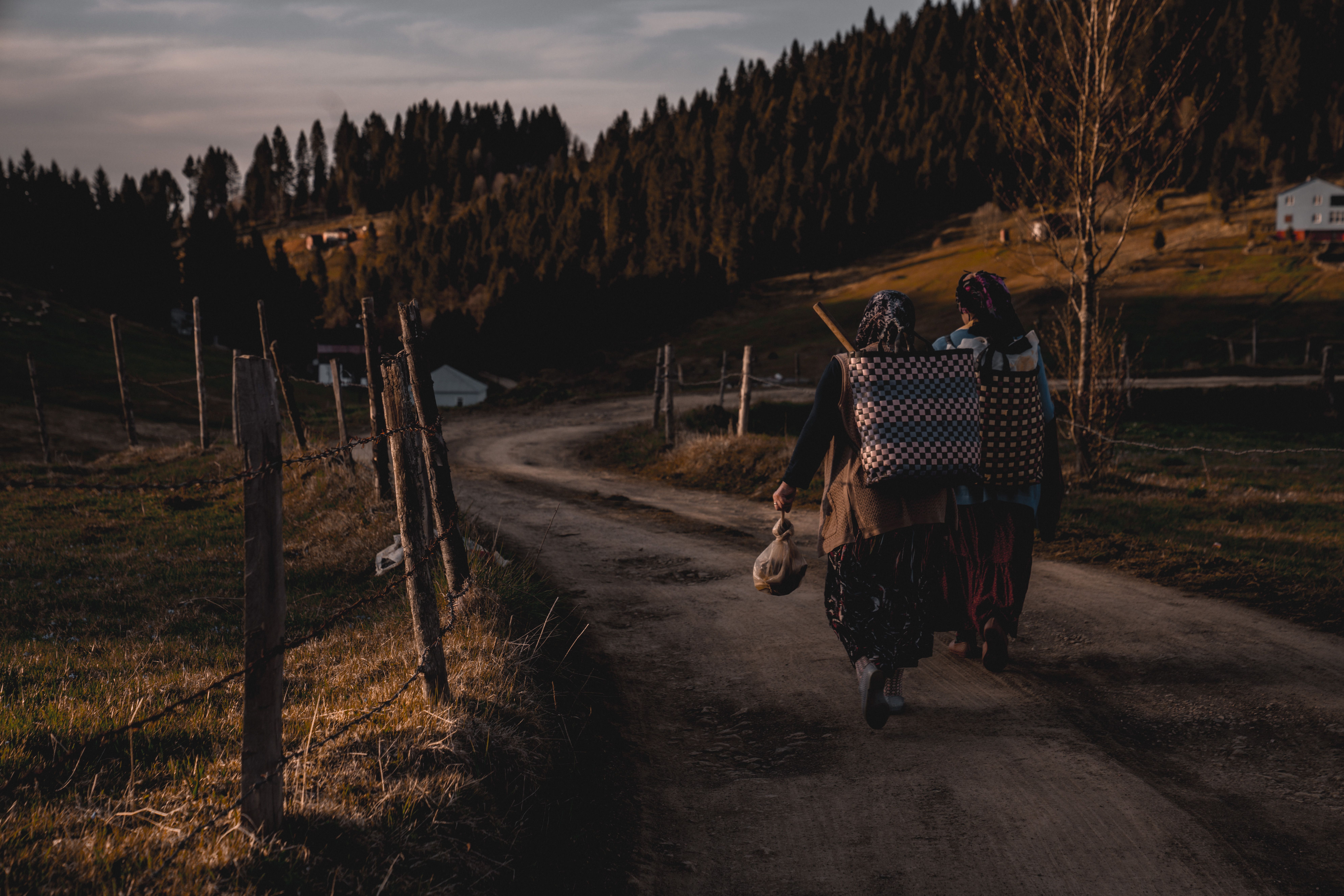 <b>What to Pack for Sunset Adventures</b>