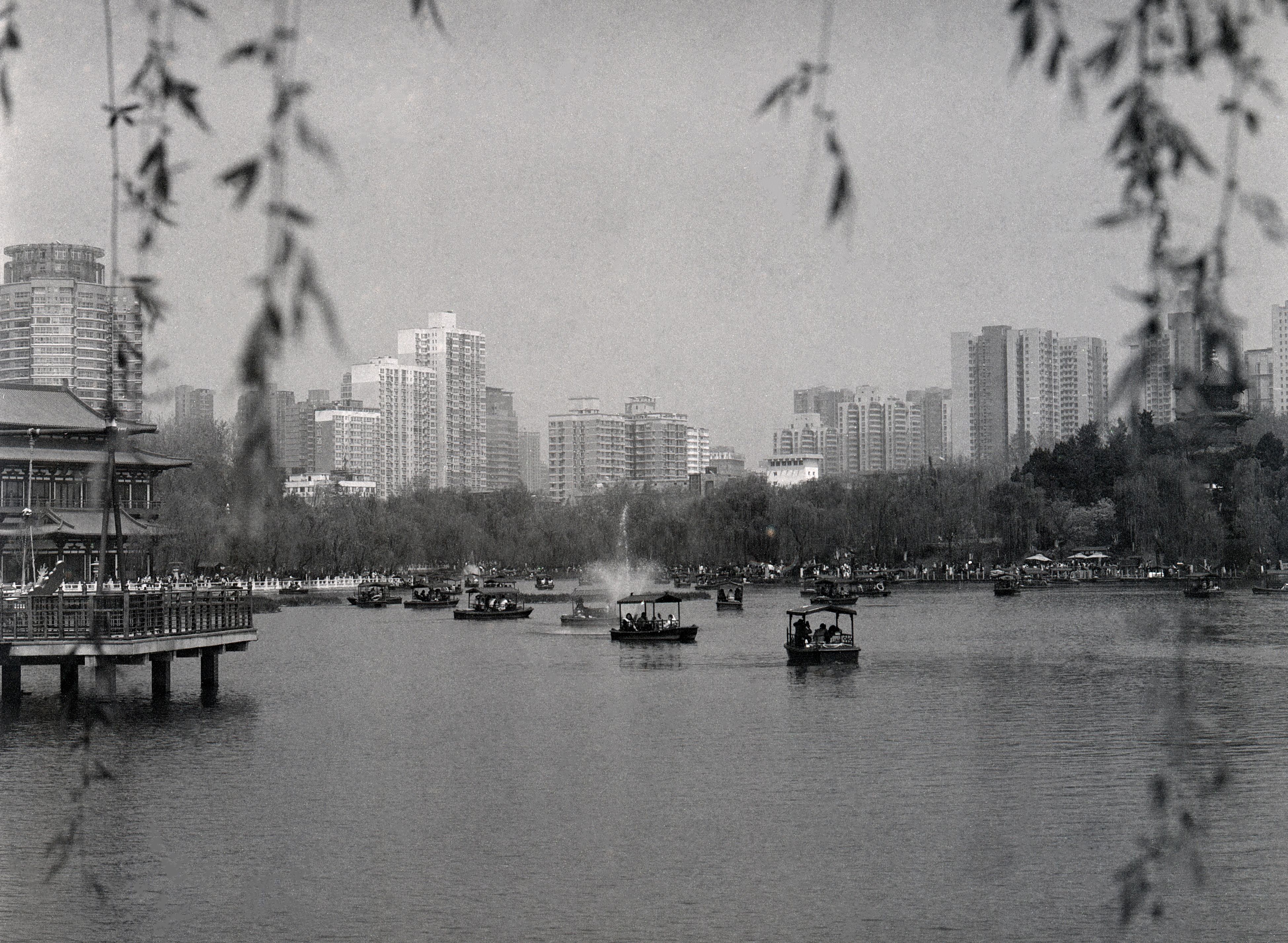 Black and White Photography of Boats on a River in a City · Free Stock ...