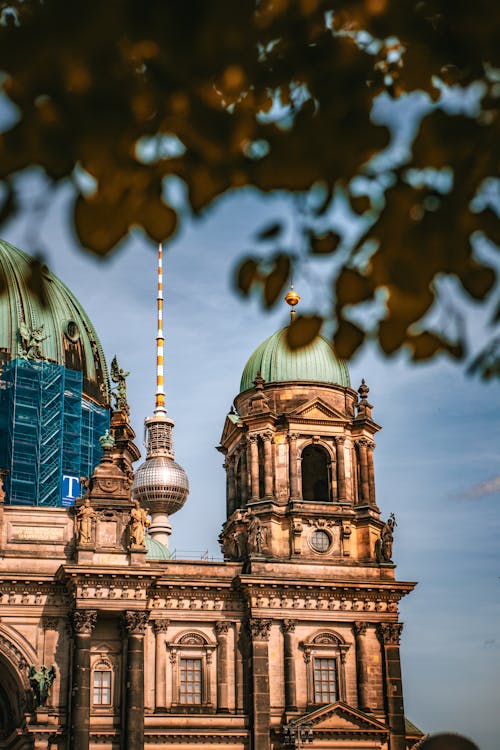 Berlin, berlin dom, berlin tv kulesi içeren Ücretsiz stok fotoğraf