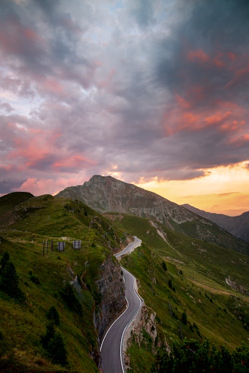 Foto d'estoc gratuïta de alps, bell cel, brusa