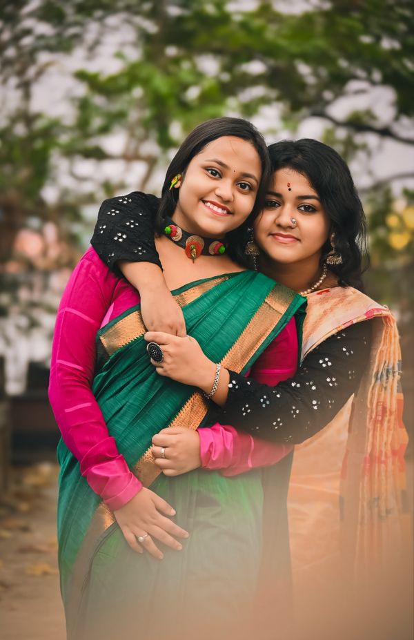 Indian Girls Simpal Photos, Download The BEST Free Indian Girls Simpal ...