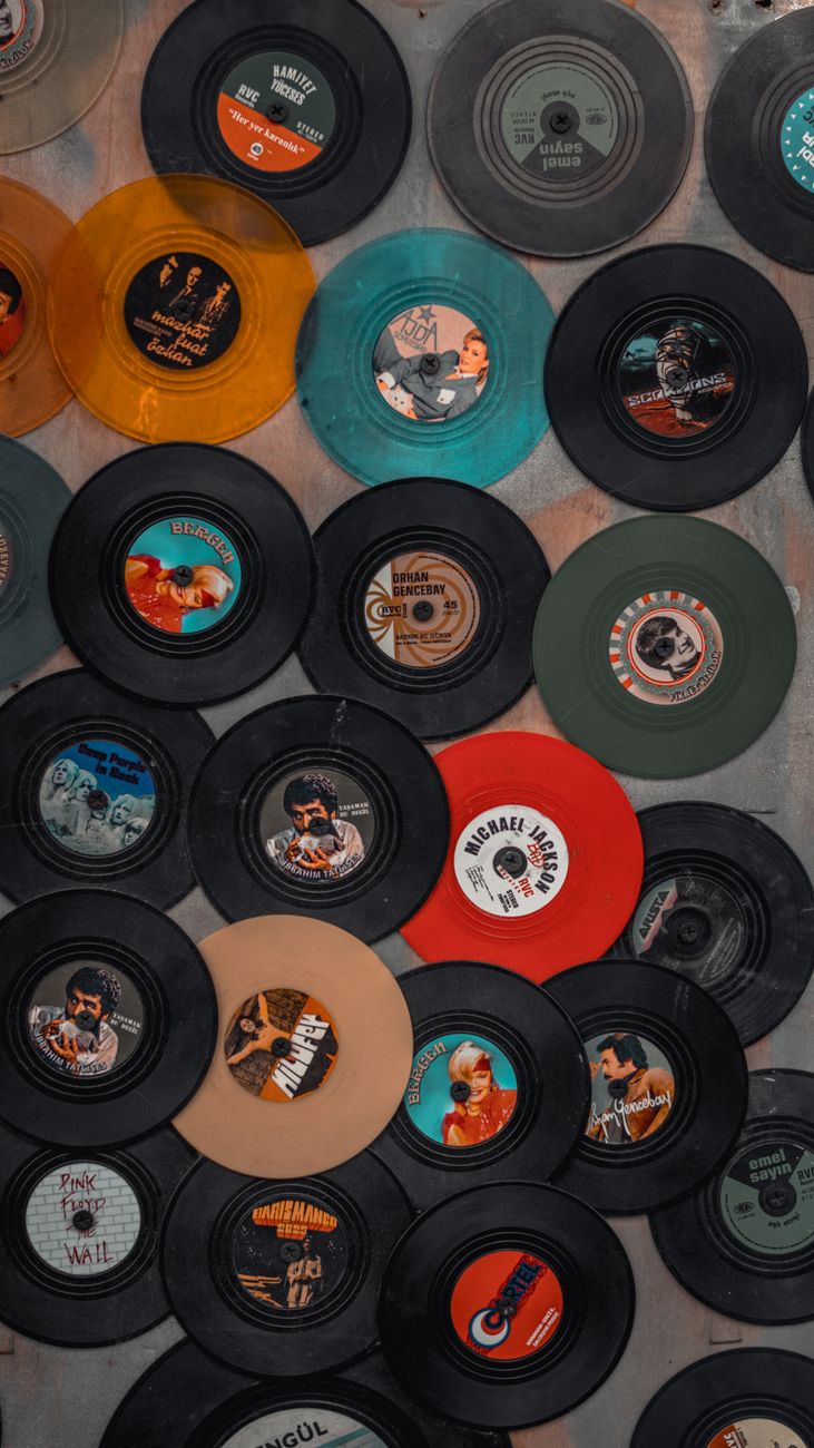 Retro Hits From 1960s–1980s Endure as Global Cultural Mainstays