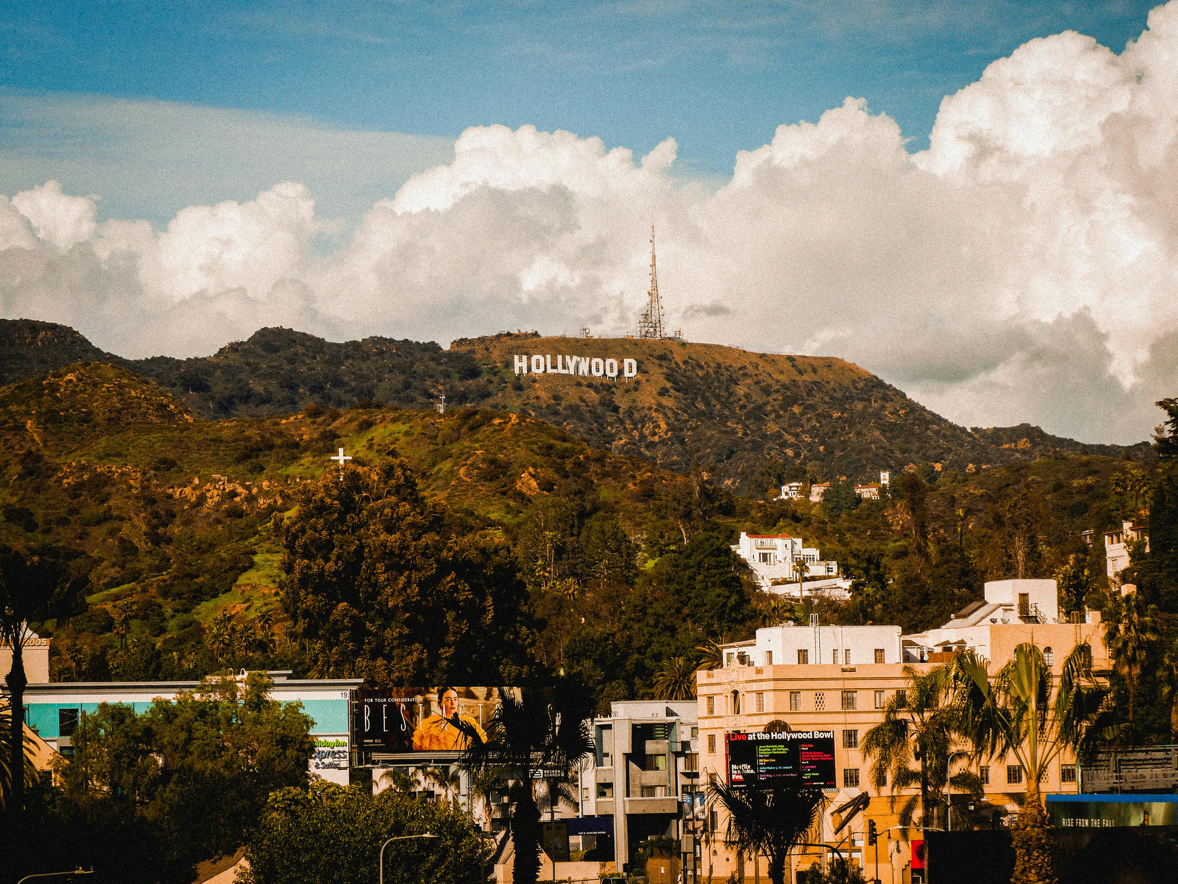 view of the hollywood sign