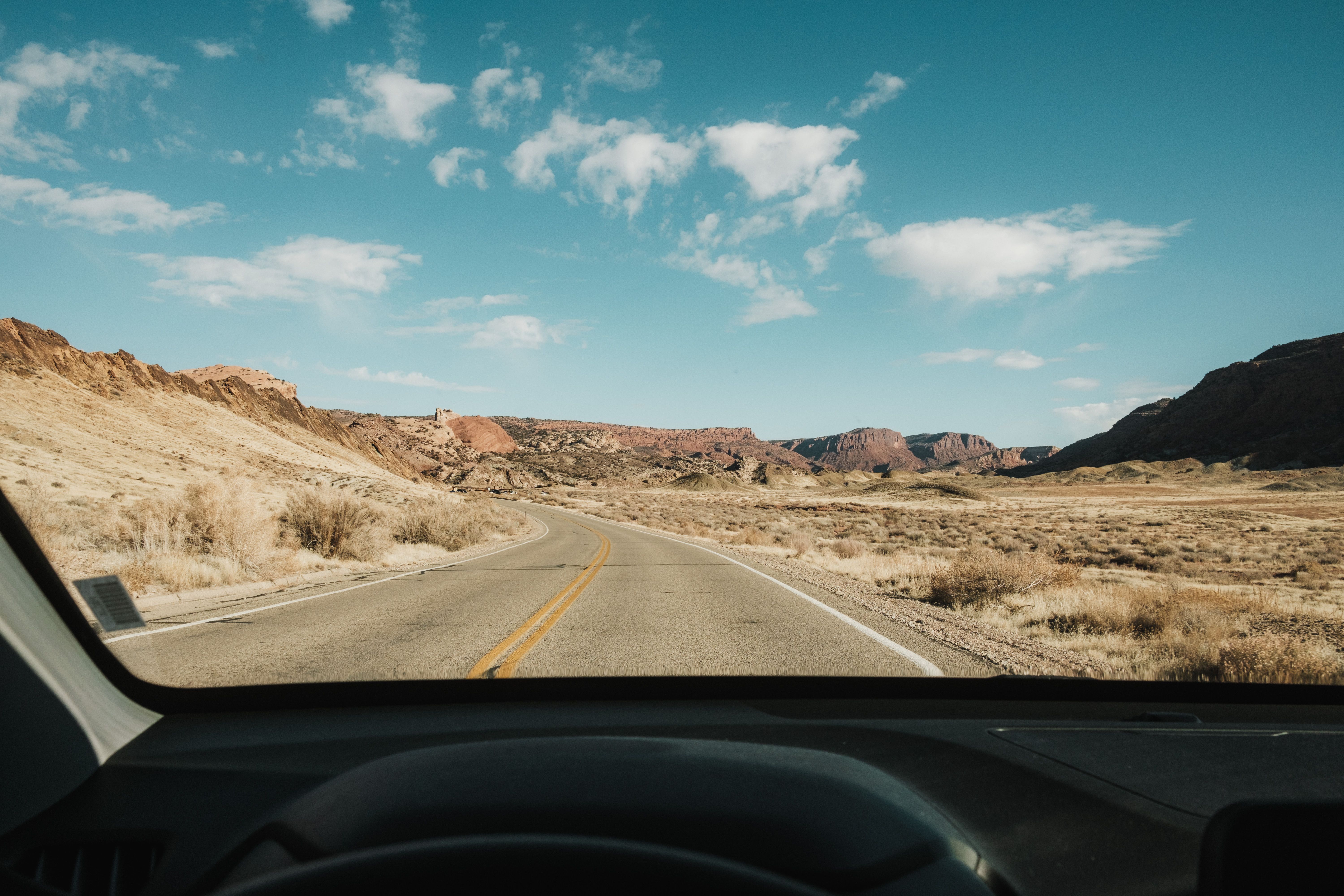 Oregon’s New EV Road Fee Exempts the Biggest Commercial Fleets — Photo by Airam Dato-on on Pexels