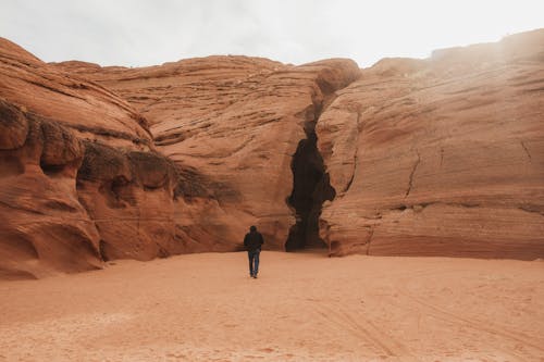 Immagine gratuita di antelope canyon, arenaria, arido