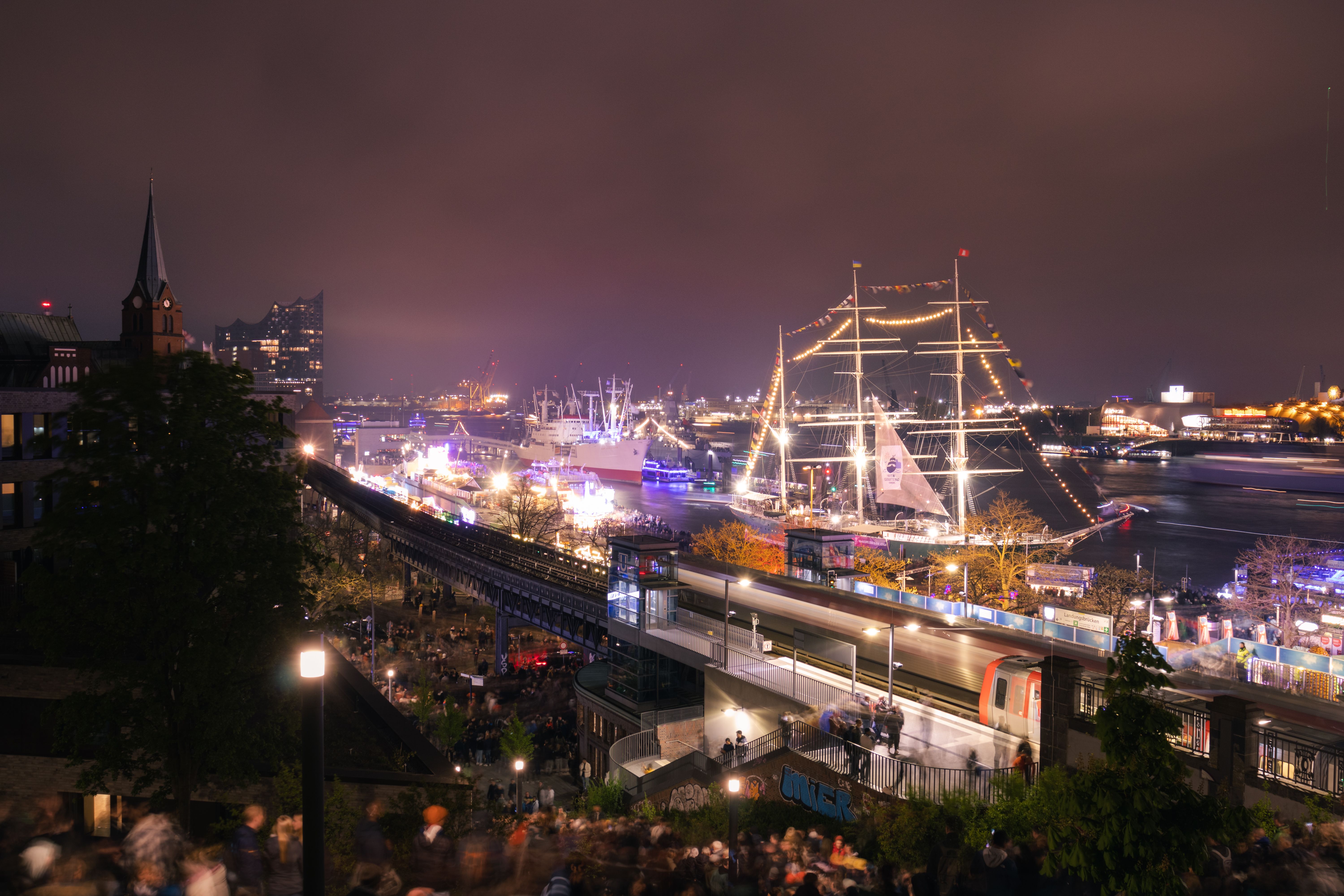 Hamburg's Calendar of Traditions: A Journey Through Events and Local Culture