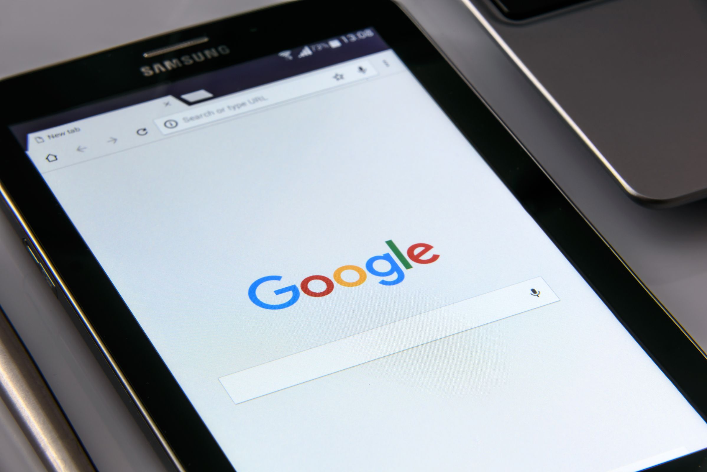 Two Democracies Are at War Over Free Speech Online