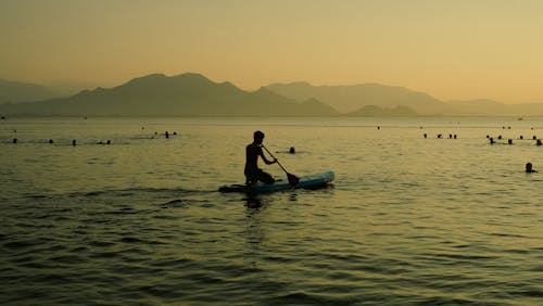 Бесплатное стоковое фото с катание на лодке, пляжи, утреннее небо