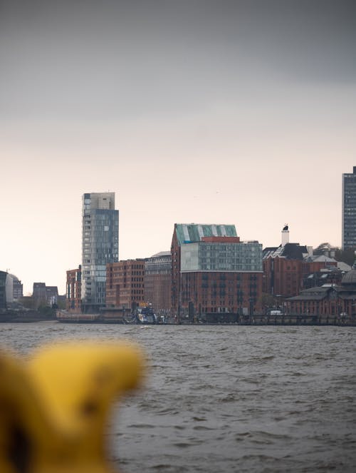 Fotobanka s bezplatnými fotkami na tému Hamburg, loď, morský