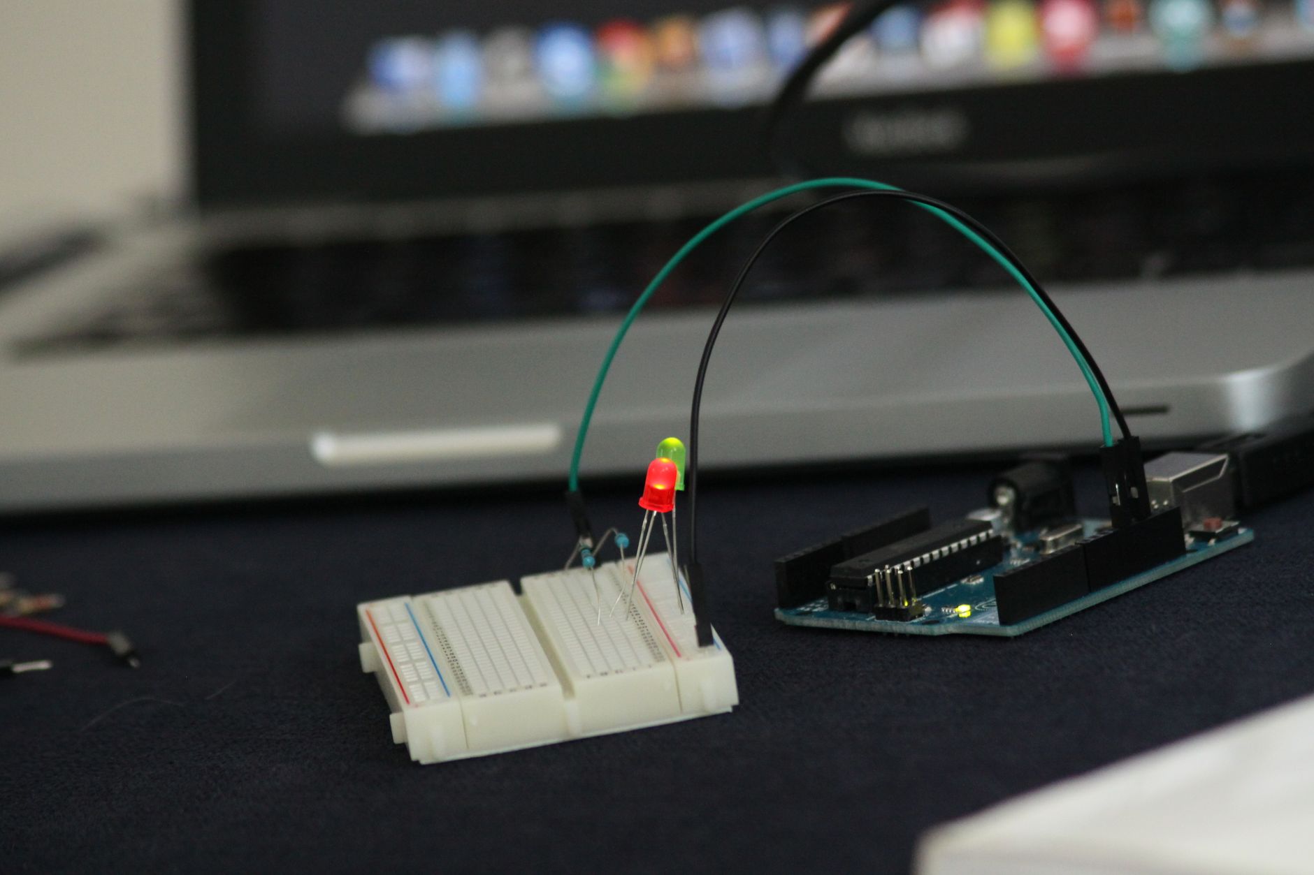 Electrónica y robótica — laboratorio maker
